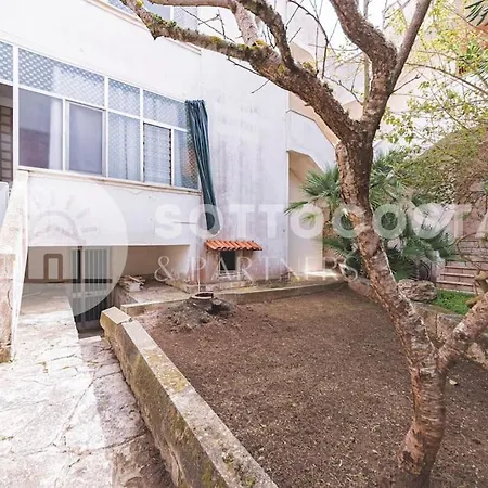 Poesia Flat - Roca 公寓