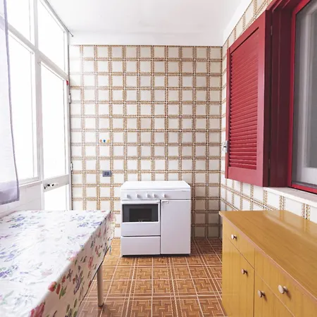 Poesia Flat - Roca Melendugno
