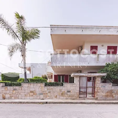 Poesia Flat - Roca * Melendugno