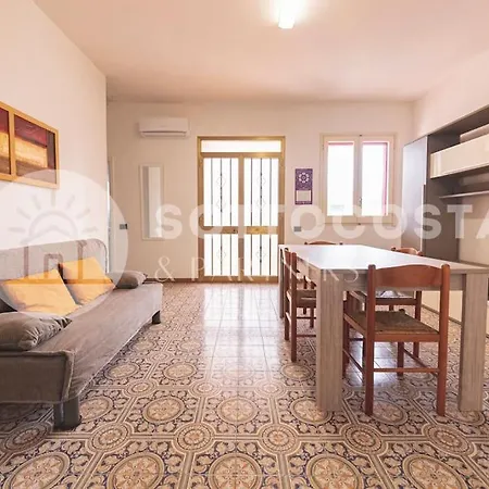 Poesia Flat - Roca Melendugno